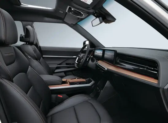 KGM (Ssangyong) Torres iç mekan siyah