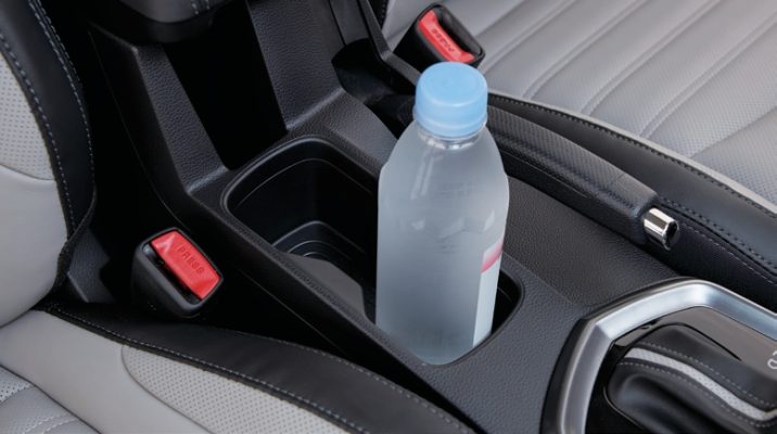 KGM (Ssangyong) Tivoli ara konsol cebi